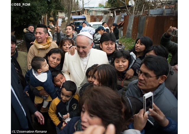 Deja que Jesús te sane, sólo Él es paz. El diablo es padre de la guerra, recordó el Papa