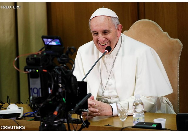 «La vida es un lindo tesoro que solamente tiene sentido si lo donamos», el Papa a las Scholas